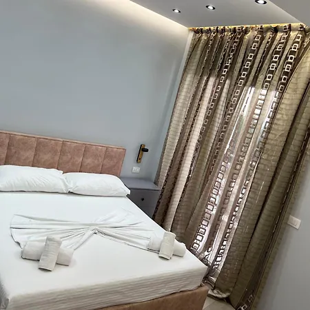 Brryli Nea Appartement
