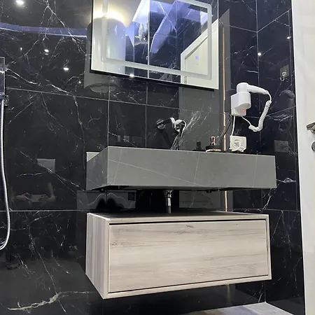 Brryli Nea Appartement Tirana
